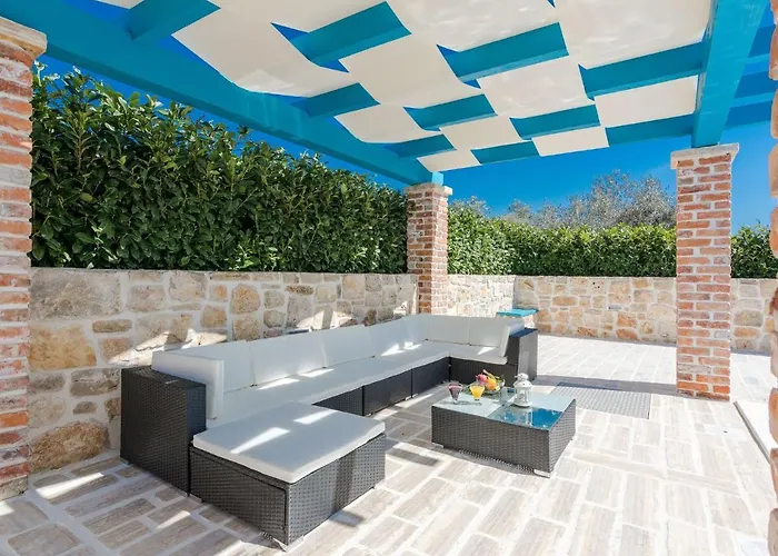 Villa Private Pool In Suko An Sukošan