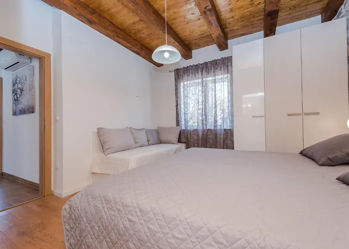 Private Pool In Suko An *