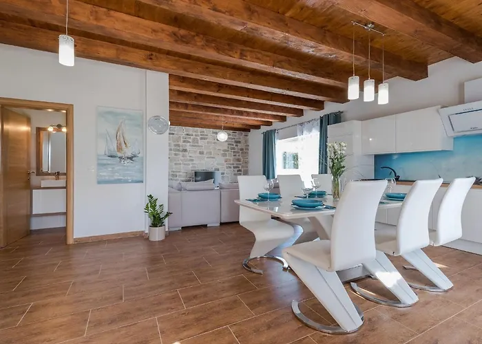 Private Pool In Suko An *