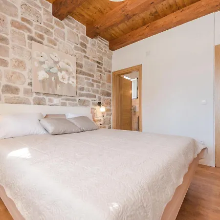 Villa Private Pool In Suko An