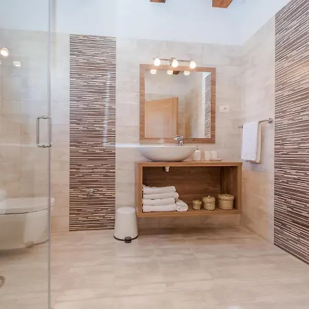 Modern In Suko An With Private Swimming Pool
