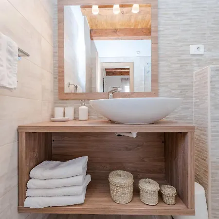 Modern In Suko An With Private Swimming Pool Sukosan