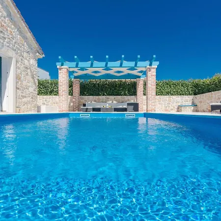 Modern In Suko An With Private Swimming Pool Villa Sukosan