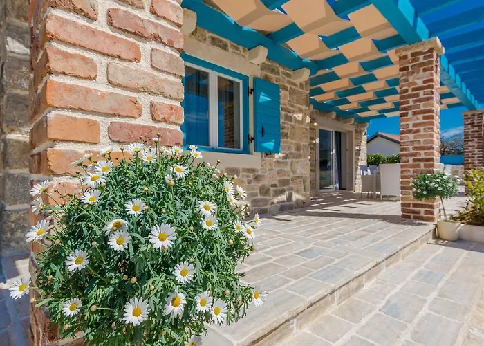 Private Pool In Suko An Sukošan