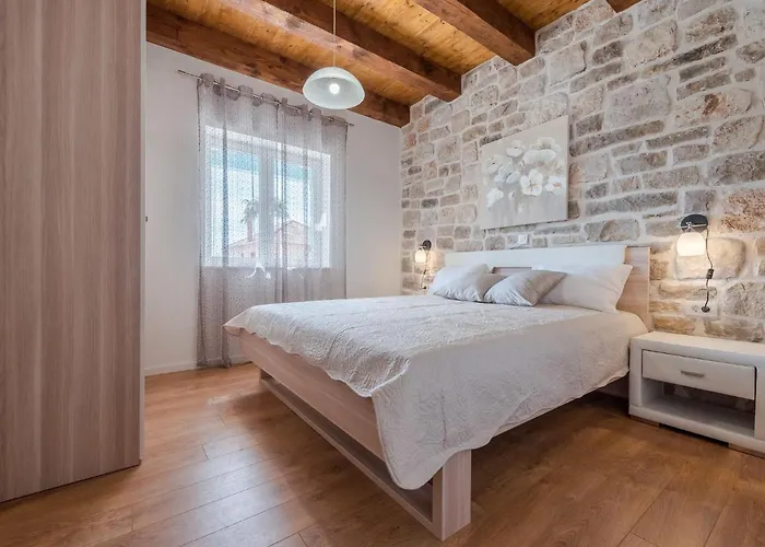 Private Pool In Suko An